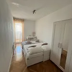T-star, 2-bedroom With Magnificent View Apartment
